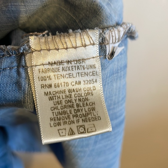 Cloth & Stone denim sleeveless shirt - Picture 4 of 6